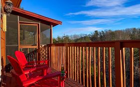 Luxurious Pigeon Forge Cabin, W/ Hottub, Easydrive, Arcade Game, Panoramic Views